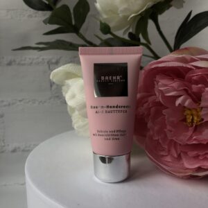 Крем для рук з екстрактом троянди та сечовиною 30мл (ROSEN-HANDCREME), BAEHR